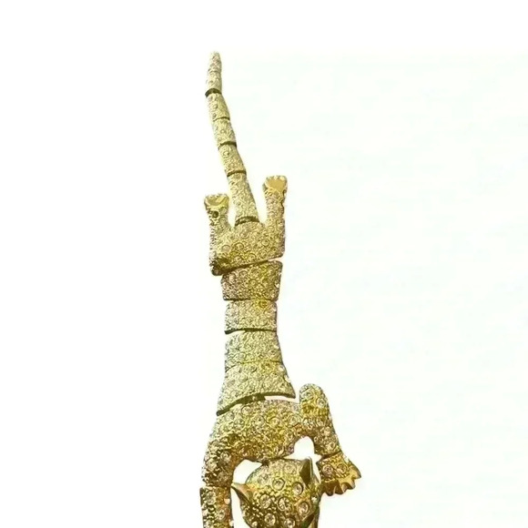 Gorgeous LRG Tiger emerald color eyes pave. clear rhinestones Shoulder Brooch.. - Picture 4 of 4